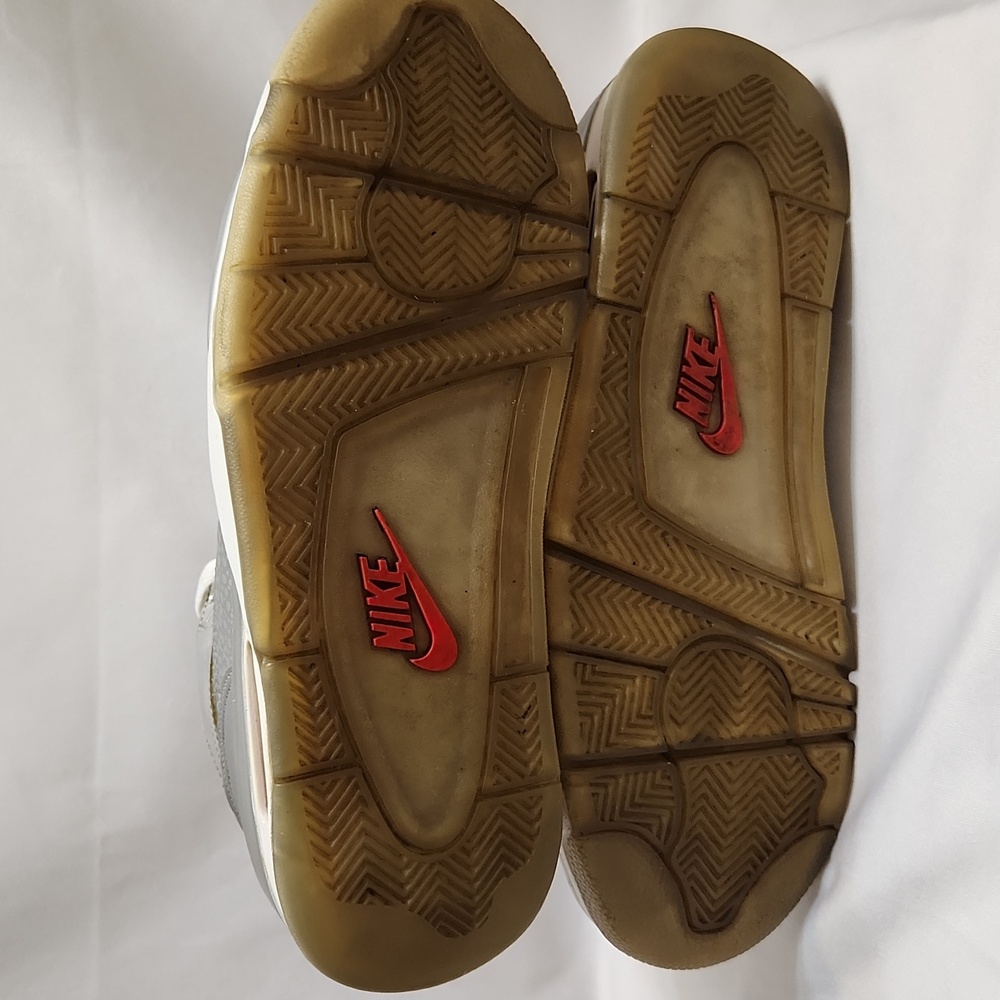 Nike Flight Squad QS Metallic Silver sneakers (mens size 10) - Picture 14 of 16